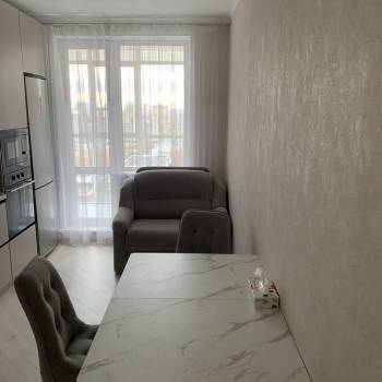 Сдается 1-комнатная квартира, 40 м²