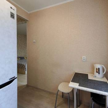 Продается 1-комнатная квартира, 32 м²