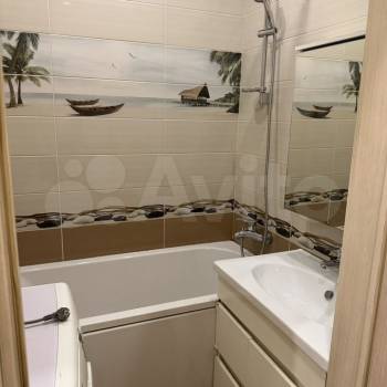 Сдается Многокомнатная квартира, 76 м²