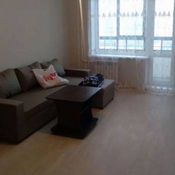 Сдается 1-комнатная квартира, 41 м²