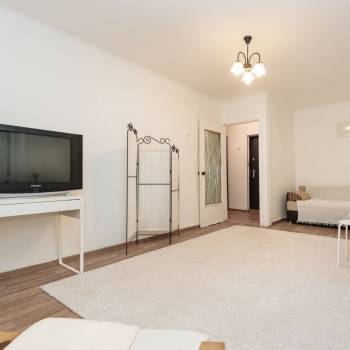 Продается 1-комнатная квартира, 33 м²