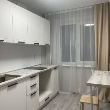 Сдается Многокомнатная квартира, 60 м²