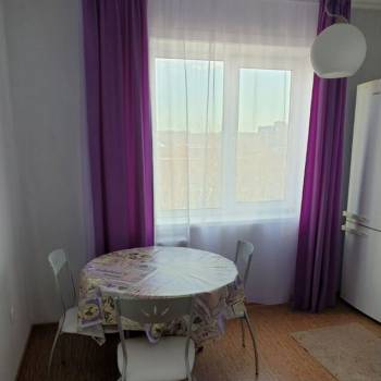 Сдается 1-комнатная квартира, 39 м²