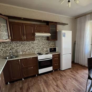 Сдается 1-комнатная квартира, 45 м²