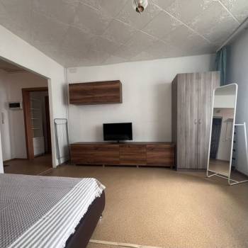Сдается 1-комнатная квартира, 47 м²