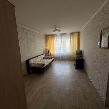 Сдается Многокомнатная квартира, 60 м²