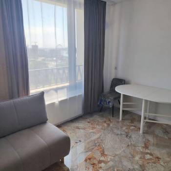 Сдается 1-комнатная квартира, 37 м²