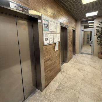 Продается 1-комнатная квартира, 37,8 м²