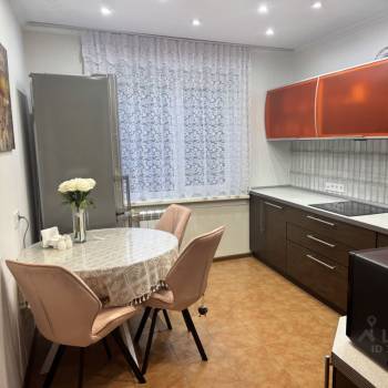 Продается 3-х комнатная квартира, 62,5 м²