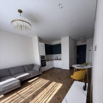 Сдается 2-х комнатная квартира, 60 м²