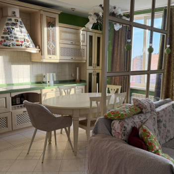 Сдается Многокомнатная квартира, 84 м²