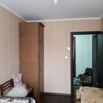 Продается Многокомнатная квартира, 70,6 м²