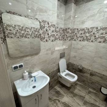 Сдается Многокомнатная квартира, 100 м²
