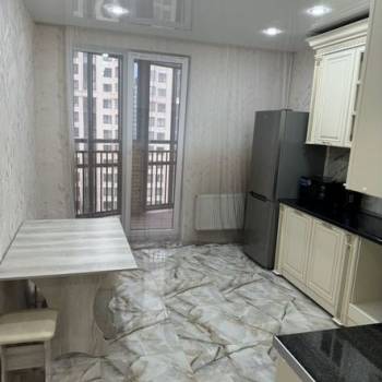 Сдается Многокомнатная квартира, 100 м²