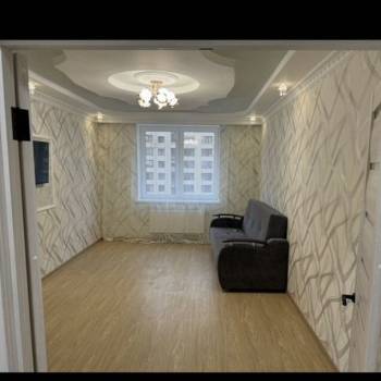 Сдается Многокомнатная квартира, 100 м²