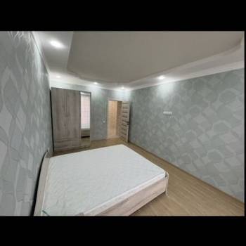 Сдается Многокомнатная квартира, 100 м²