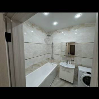 Сдается Многокомнатная квартира, 100 м²