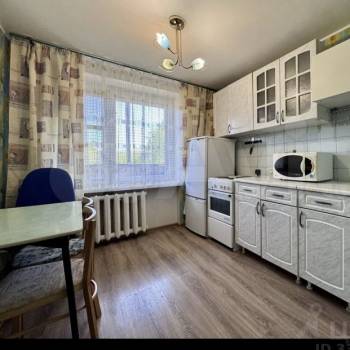 Сдается 1-комнатная квартира, 37 м²
