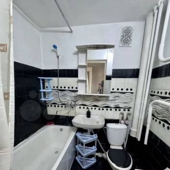 Сдается 1-комнатная квартира, 37 м²