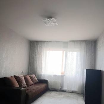 Сдается 1-комнатная квартира, 42 м²