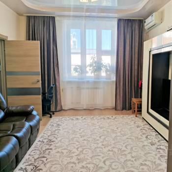 Сдается Многокомнатная квартира, 72,8 м²