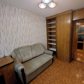 Сдается Многокомнатная квартира, 56,4 м²