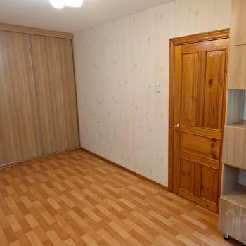 Сдается Многокомнатная квартира, 56,4 м²