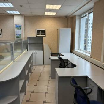 Сдается Нежилое помещение, 90 м²