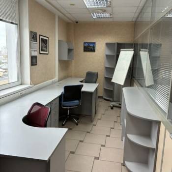 Сдается Нежилое помещение, 90 м²