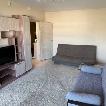 Сдается 1-комнатная квартира, 42 м²