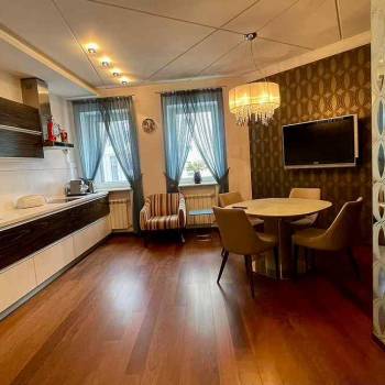 Сдается Многокомнатная квартира, 107 м²