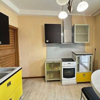 Сдается Многокомнатная квартира, 114 м²