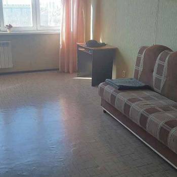 Сдается 1-комнатная квартира, 42 м²