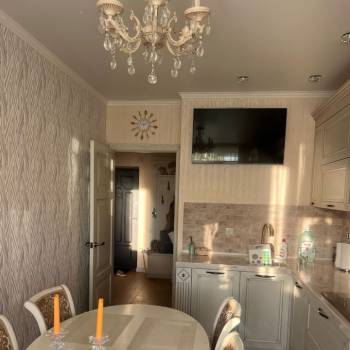 Сдается 1-комнатная квартира, 42 м²