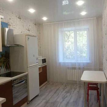 Сдается 1-комнатная квартира, 42 м²