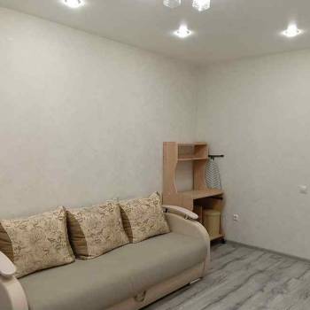 Сдается 1-комнатная квартира, 42 м²