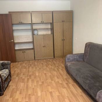 Сдается 1-комнатная квартира, 38 м²