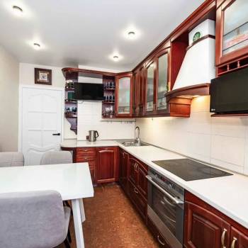 Сдается Многокомнатная квартира, 77 м²
