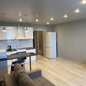 Сдается 1-комнатная квартира, 38 м²