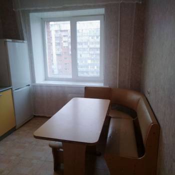 Сдается 2-х комнатная квартира, 57 м²