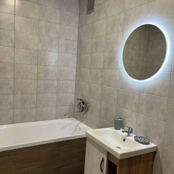 Продается 1-комнатная квартира, 41 м²