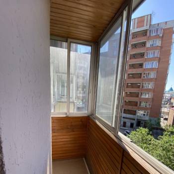 Сдается 2-х комнатная квартира, 75 м²