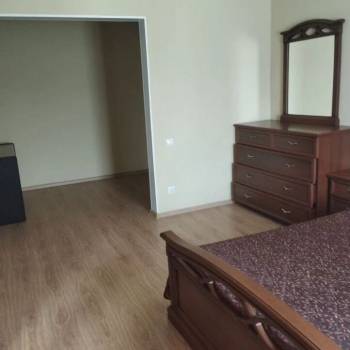 Сдается Многокомнатная квартира, 110 м²