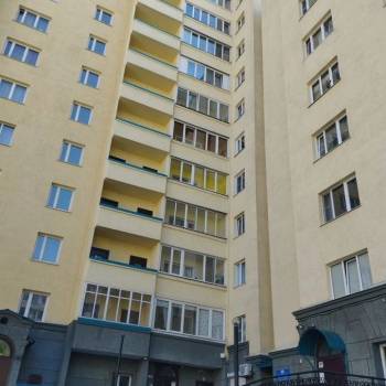 Сдается Многокомнатная квартира, 110 м²