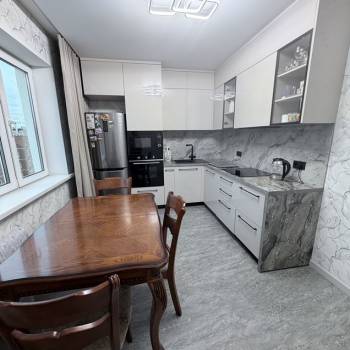 Сдается 2-х комнатная квартира, 61 м²