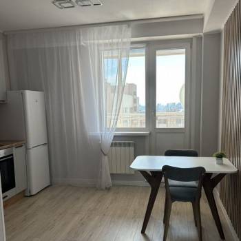 Сдается 1-комнатная квартира, 39 м²