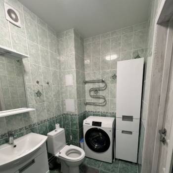 Сдается 1-комнатная квартира, 43 м²