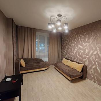 Продается 1-комнатная квартира, 40,6 м²