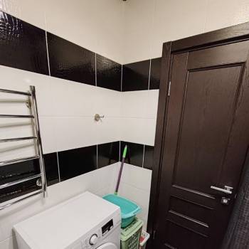 Продается 1-комнатная квартира, 40,6 м²