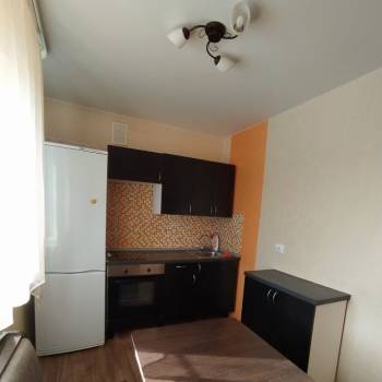 Сдается 1-комнатная квартира, 37 м²